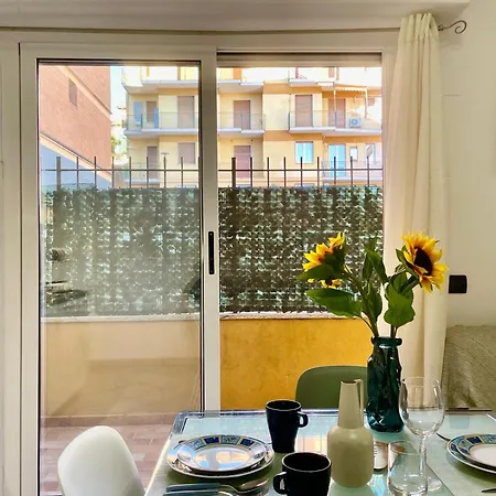 Апартаменты 100 Meters From The Sea, Free Parking, Wifi Чериале