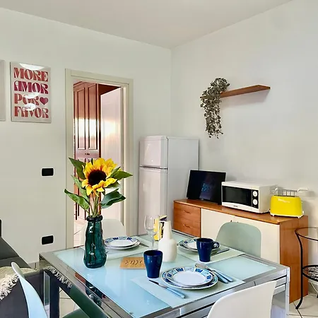 100 Meters From The Sea, Free Parking, Wifi *