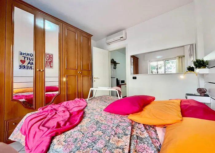100 Meters From The Sea, Free Parking, Wifi 公寓