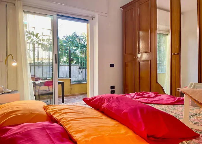 100 Meters From The Sea, Free Parking, Wifi
