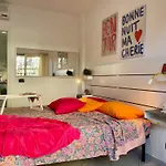 100 Meters From The Sea, Free Parking, Wifi *