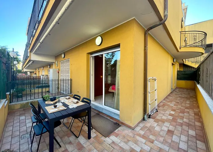100 Meters From The Sea, Free Parking, Wifi * Ceriale